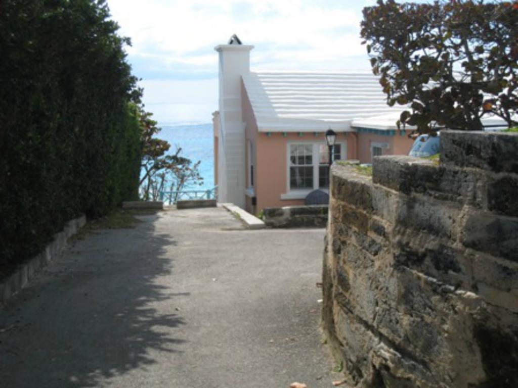 Grape Bay Cottages Mount Pleasant Eksteriør bilde