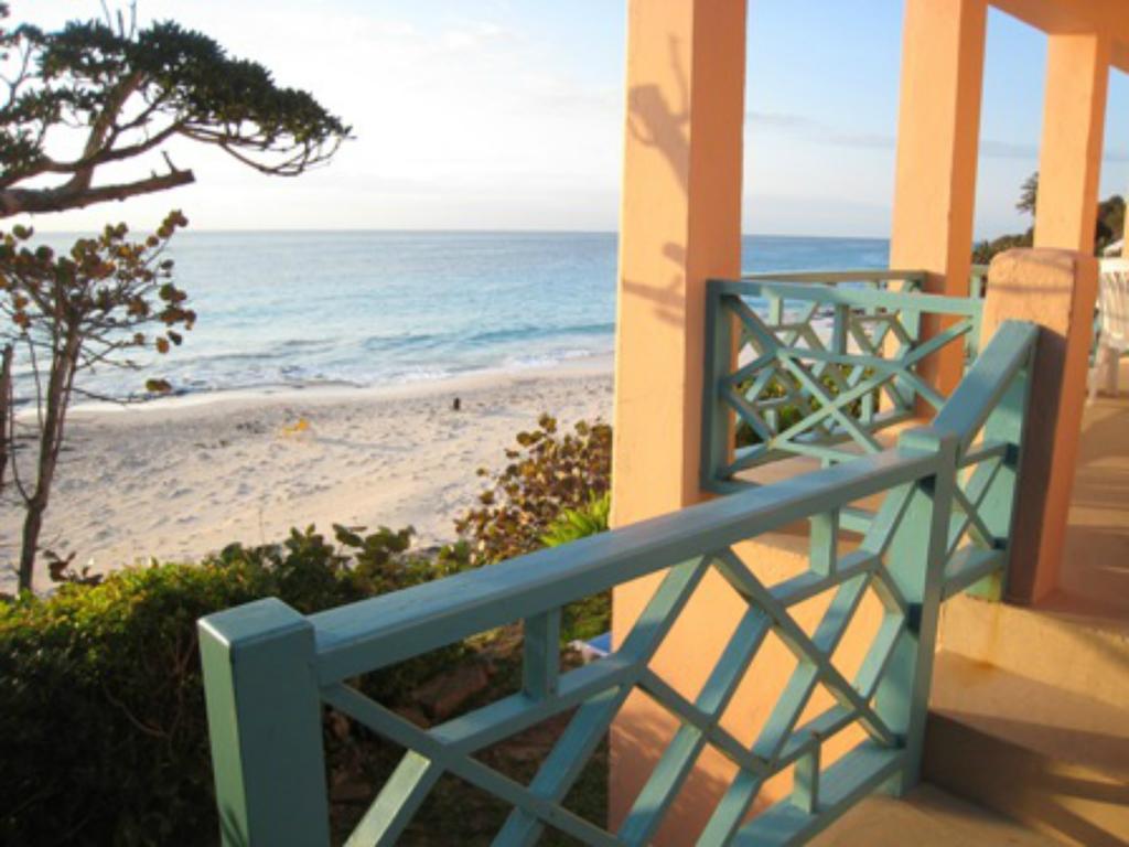 Grape Bay Cottages Mount Pleasant Rom bilde